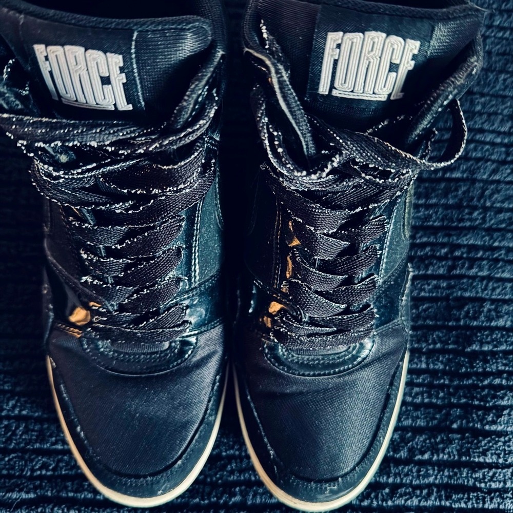 Women’s 8.5 Nike Black High-Top wedge Sneakers Nike FORCE - Picture 4 of 5